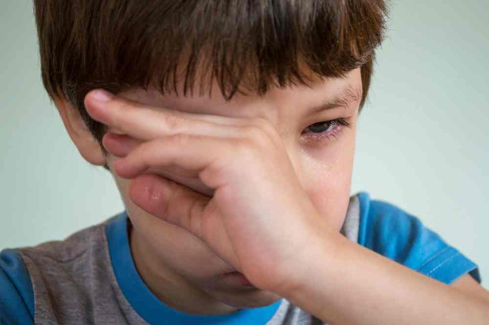 Présentation d'un enfant douloureux ayant un rhume de hanche