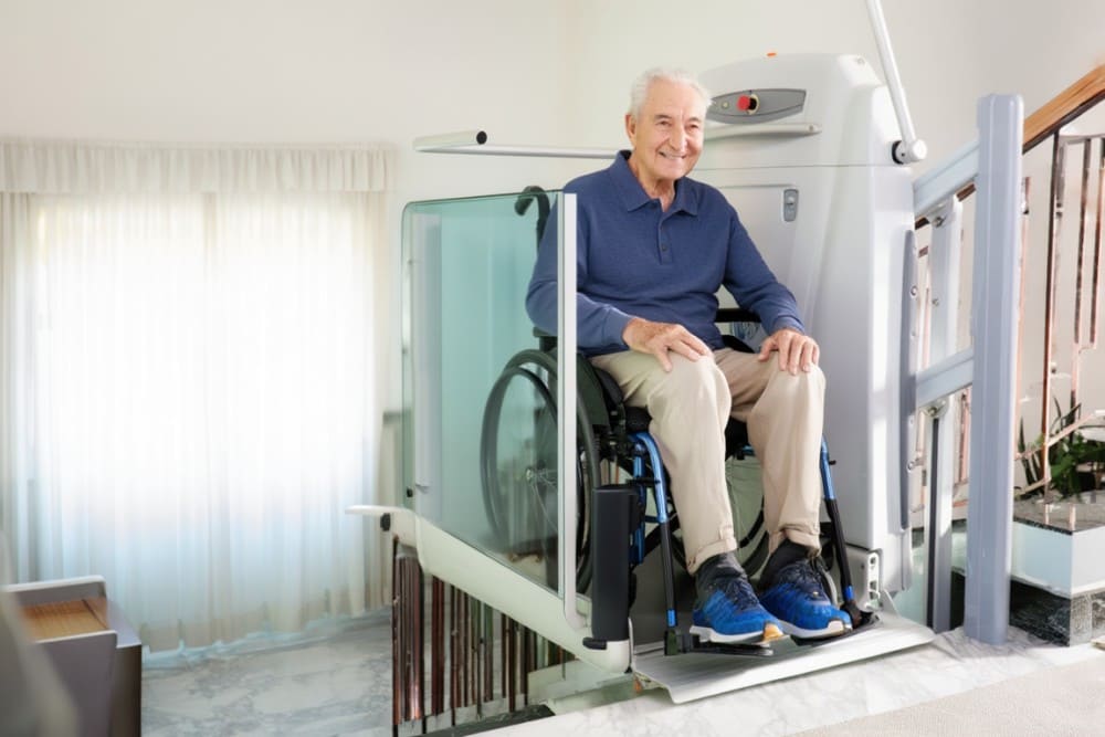 Plateforme élévatrice PMR : Quelles solutions pour les particuliers et les ERP ?