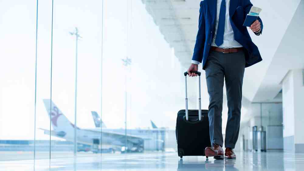 Voyager avec une maladie chronique : Précautions à prendre et risques