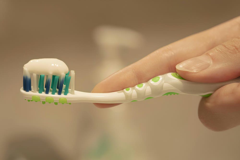 Quel est le meilleur dentifrice pour votre santé ? Le guide complet