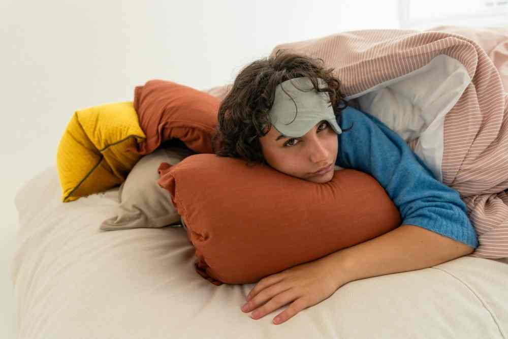 Femme ayant du mal à dormir