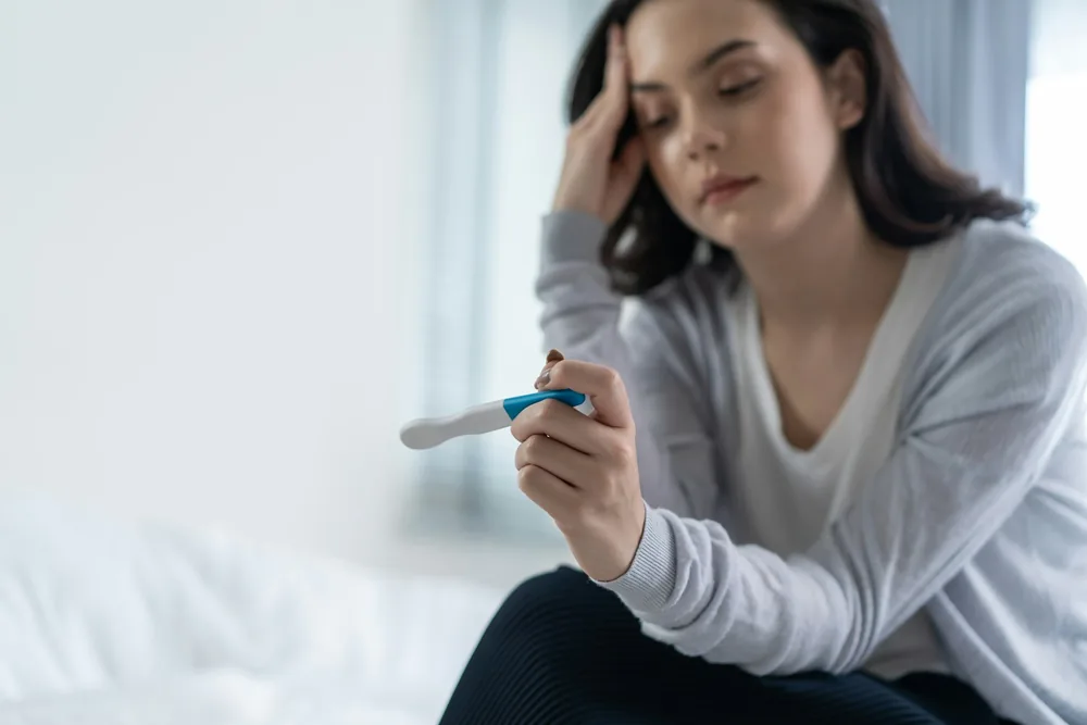 Symptômes grossesse 1 semaine : SPM ou enceinte ?