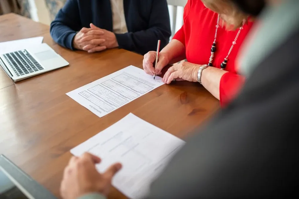 presentation-radiotherapie-avec-accelerateur-lineaire-pour-traiter-le-cancer Signature d'un contrat d'assurance de prêt immobilier après acceptation de l'assureur